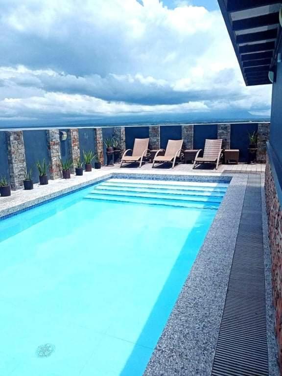 Unit 1109 Cityscape Residences Bacolod Bagian luar foto