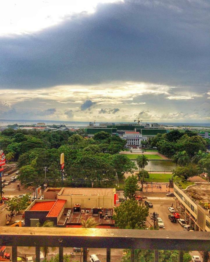 Unit 1109 Cityscape Residences Bacolod Bagian luar foto