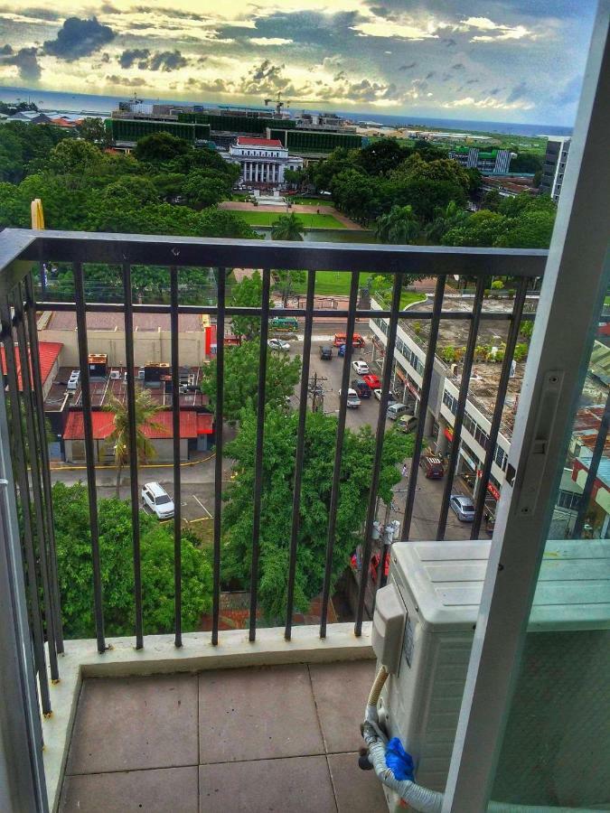 Unit 1109 Cityscape Residences Bacolod Bagian luar foto