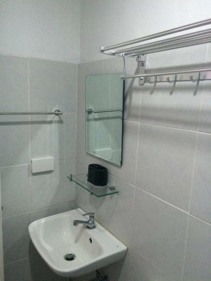 Unit 1109 Cityscape Residences Bacolod Bagian luar foto