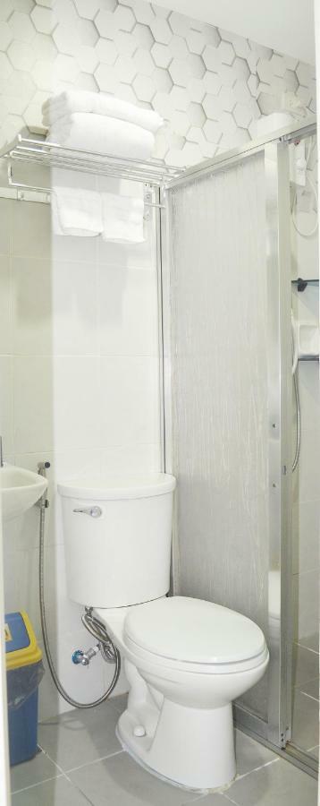 Unit 1109 Cityscape Residences Bacolod Bagian luar foto